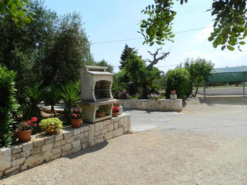 Penzion I Trulli Del Nonno Michele Alberobello Exteriér fotografie